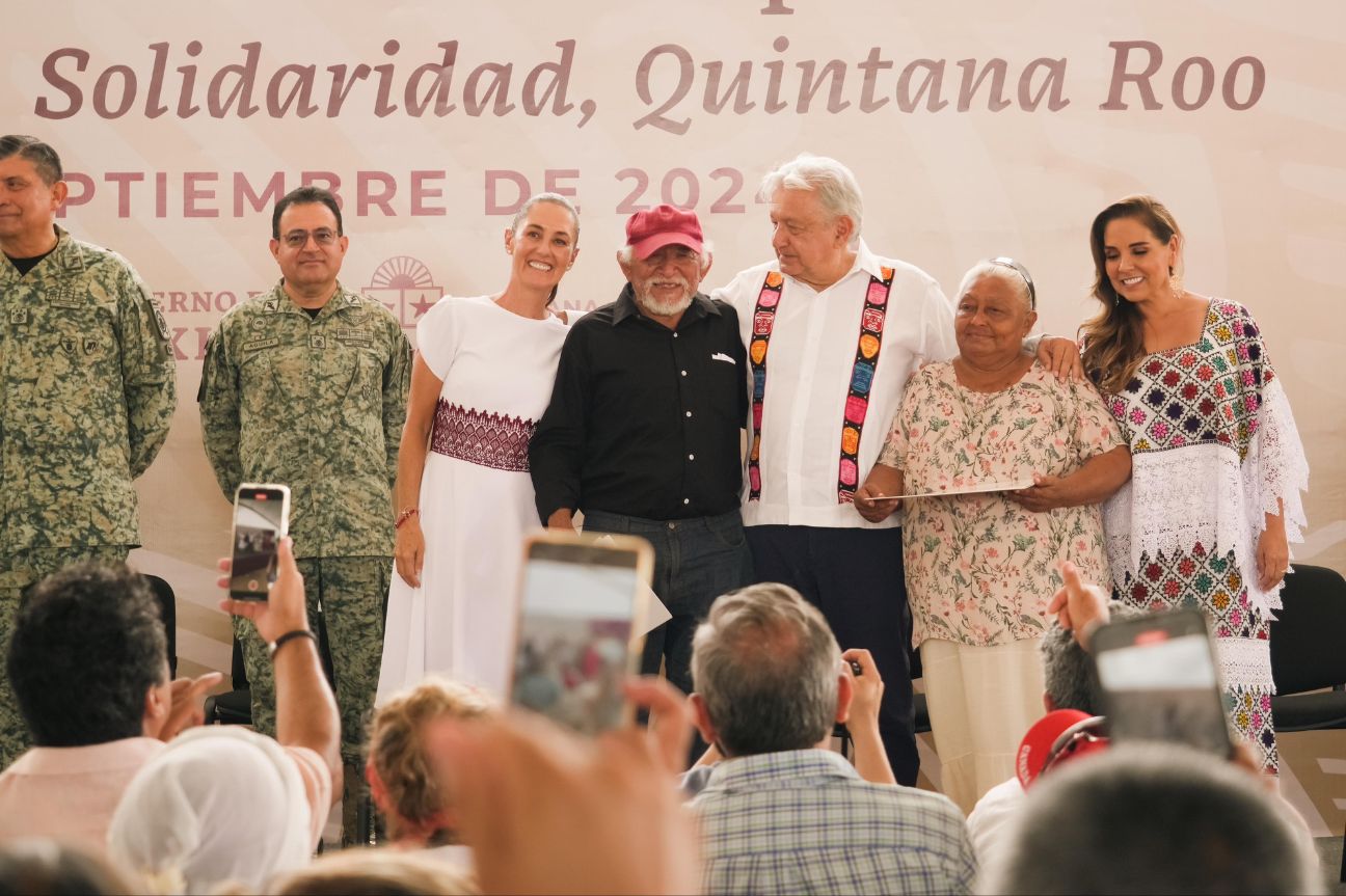 Entregan Gobiernos Federal y de Quintana Roo mil 774 títulos de propiedad de la Colonia Colosio