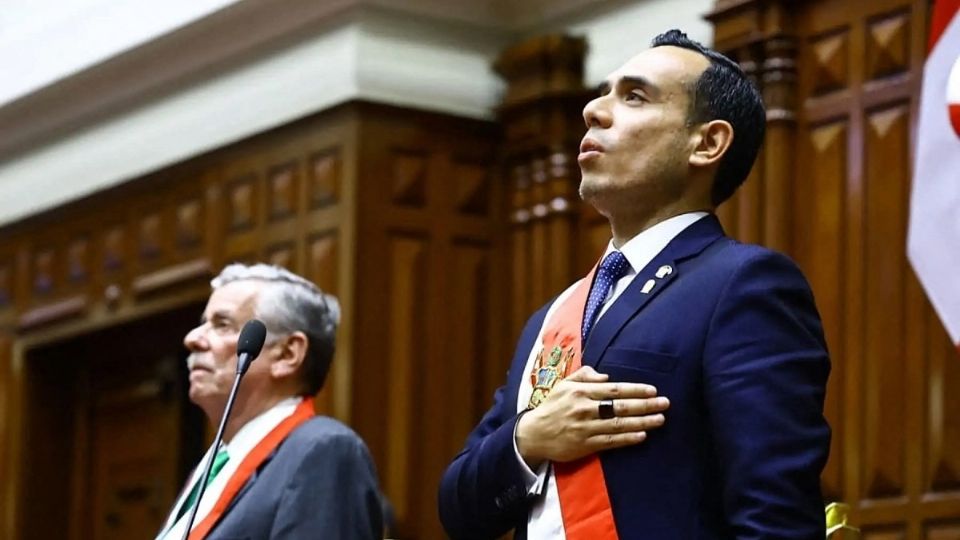 Crisis de representación y turbulencia política: la vacancia de Dina Boluarte y los primeros días de la administración Jerí