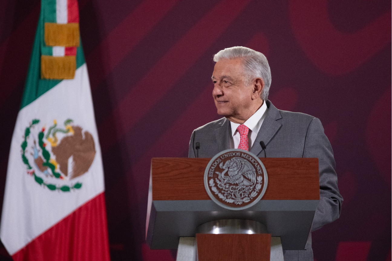 Disminuyó el desempleo, la desigualdad, se apreció el peso e incrementó el salario: López Obrador