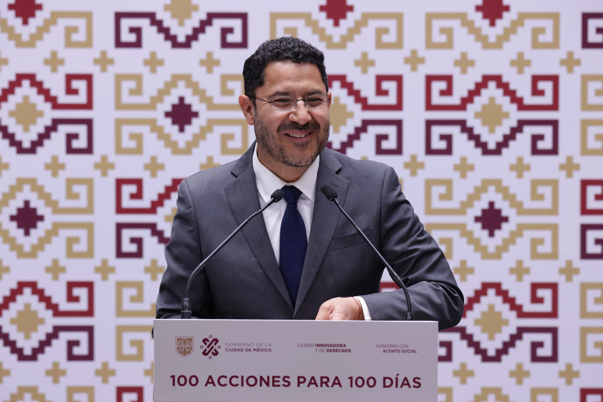 Presenta Martí Batres 100 próximas acciones de gobierno