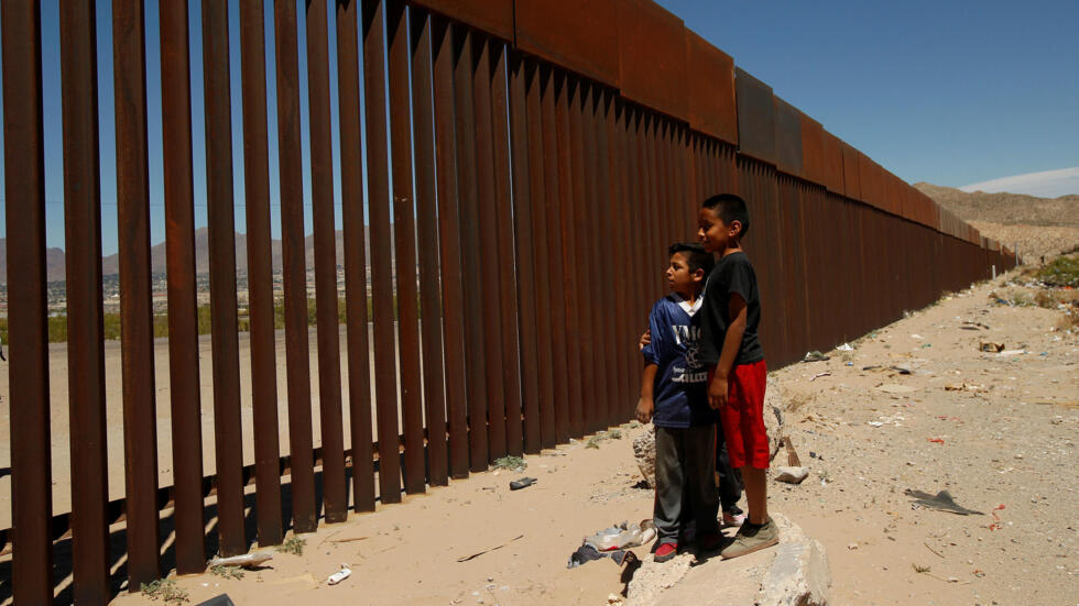 Apoyan 53% de los estadounidenses la construcción de un muro en la frontera con México