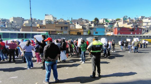 Se registran bloqueos en carreteras del país por movilización de transportistas y campesinos