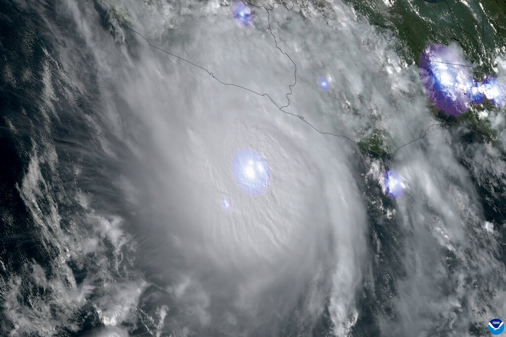Confirma meteorológico en EUA que Otis es el huracán más fuerte del que se tenga registro, debido a su escala y aceleración