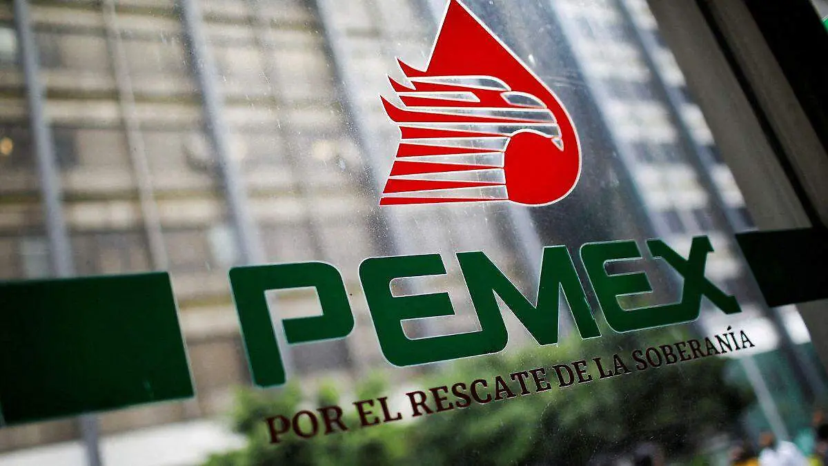Lamenta Pemex el deceso de 5 personas tras incendio en refinería de Dos Bocas