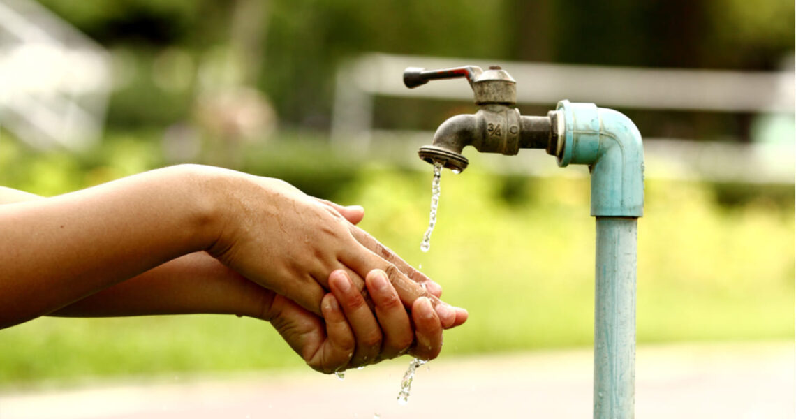 Restringe Congreso de Querétaro a 50 litros diarios el suministro para deudores del servicio de agua