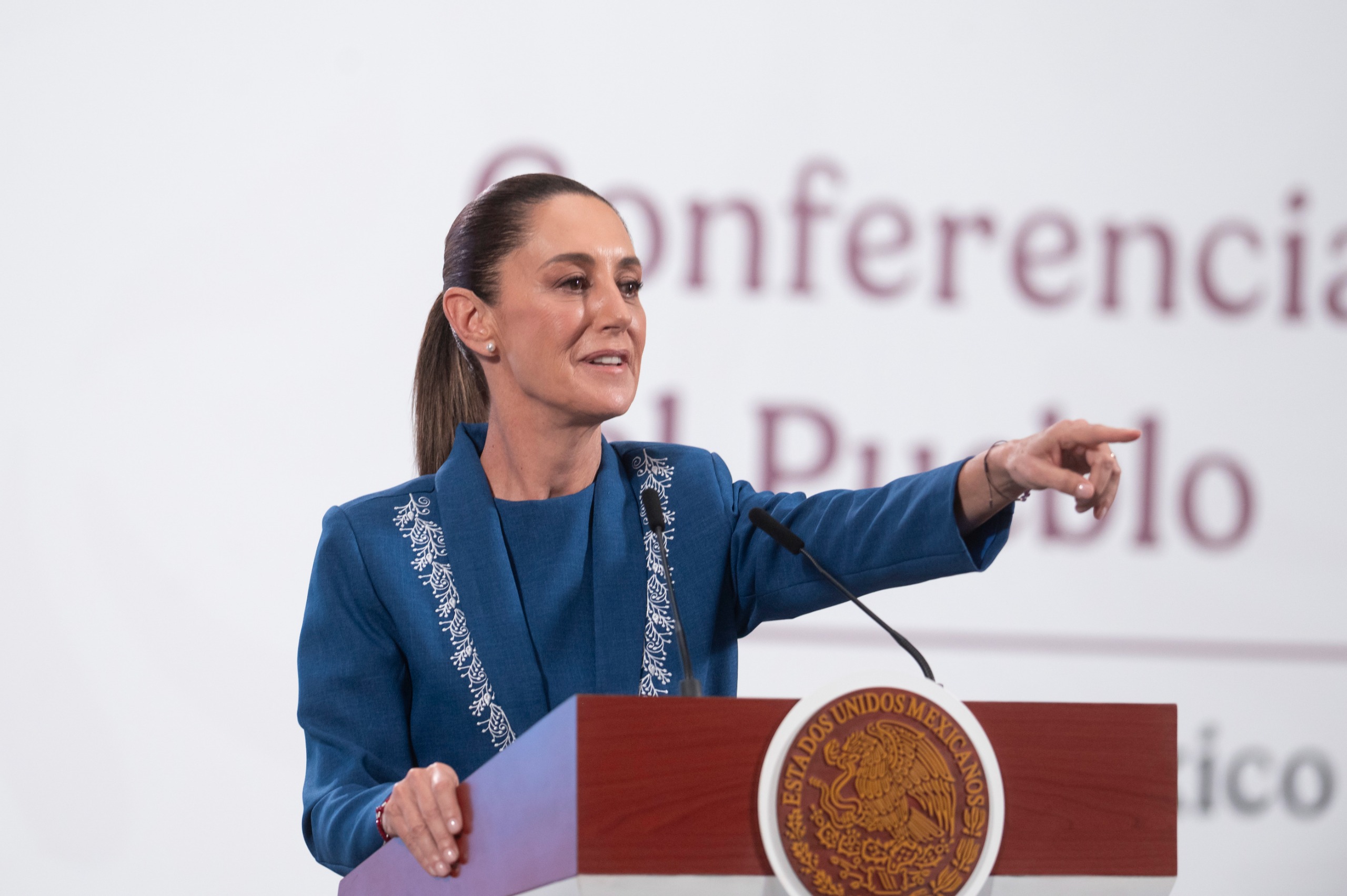 Destaca Claudia Sheinbaum nivel más bajo histórico de la pobreza laboral en México