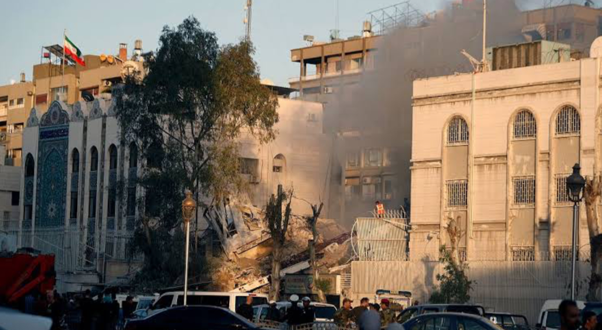 Atacan el edificio del consulado de Irán dejando un saldo de cinco fallecidos