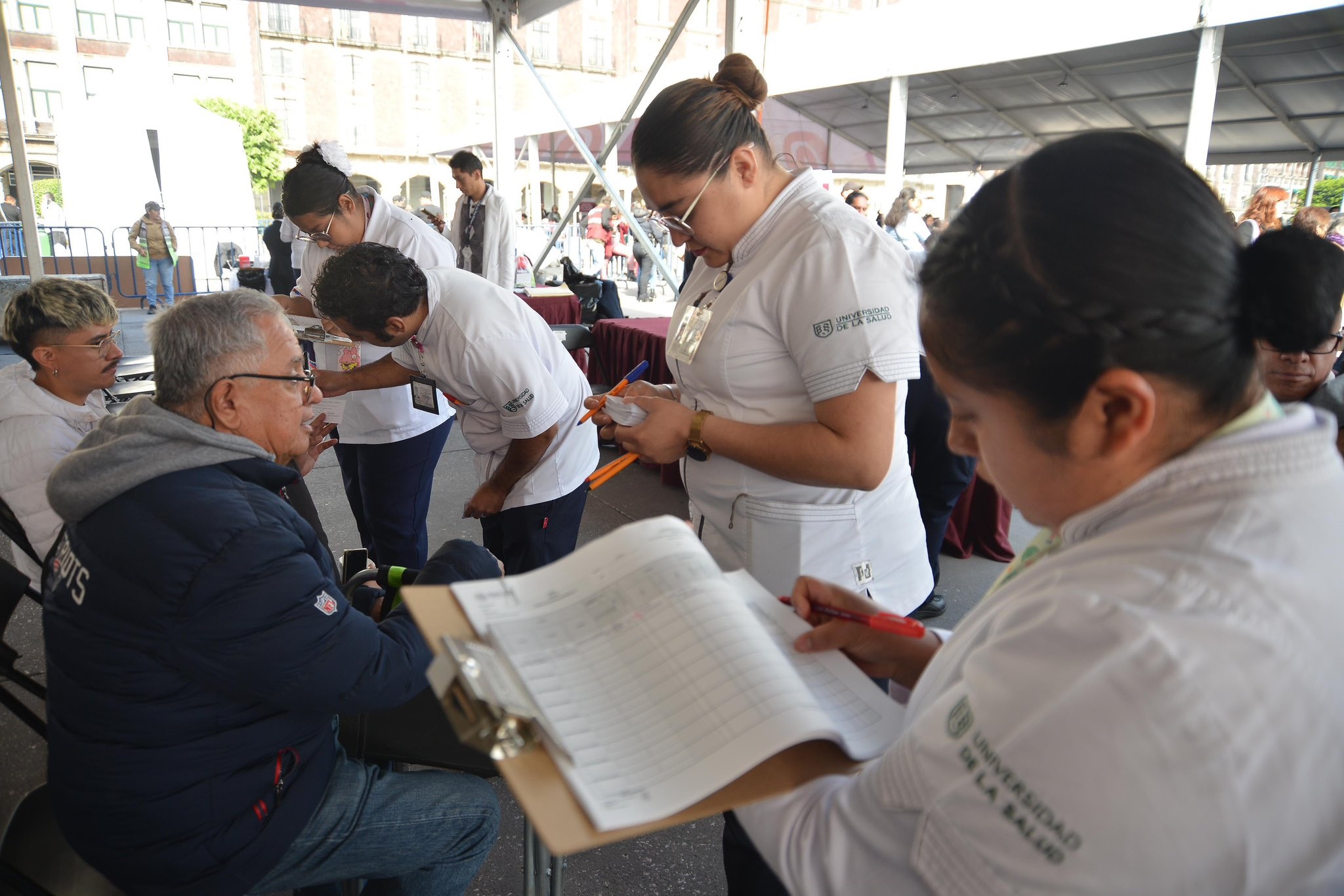 Arranca campaña de vacunación para la temporada invernal 2024-2025 en la CDMX