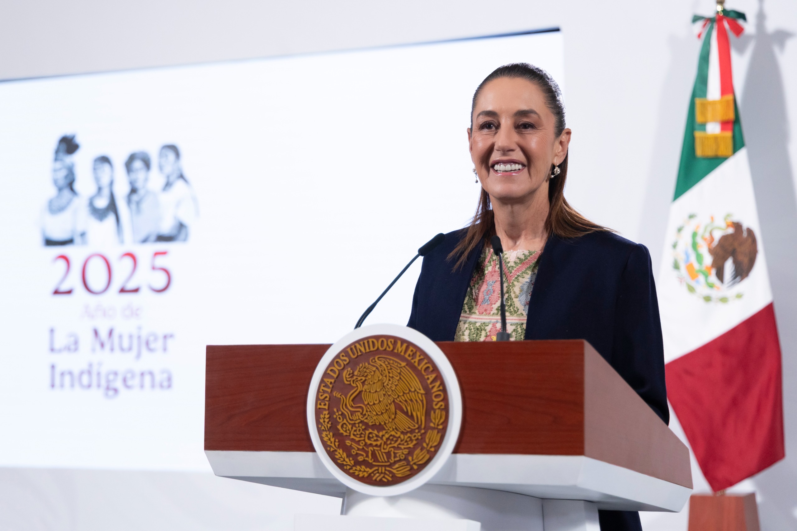 Aprueba 71.6% de ciudanía la gestión de Claudia Sheinbaum a un año de asumir la Presidencia de México