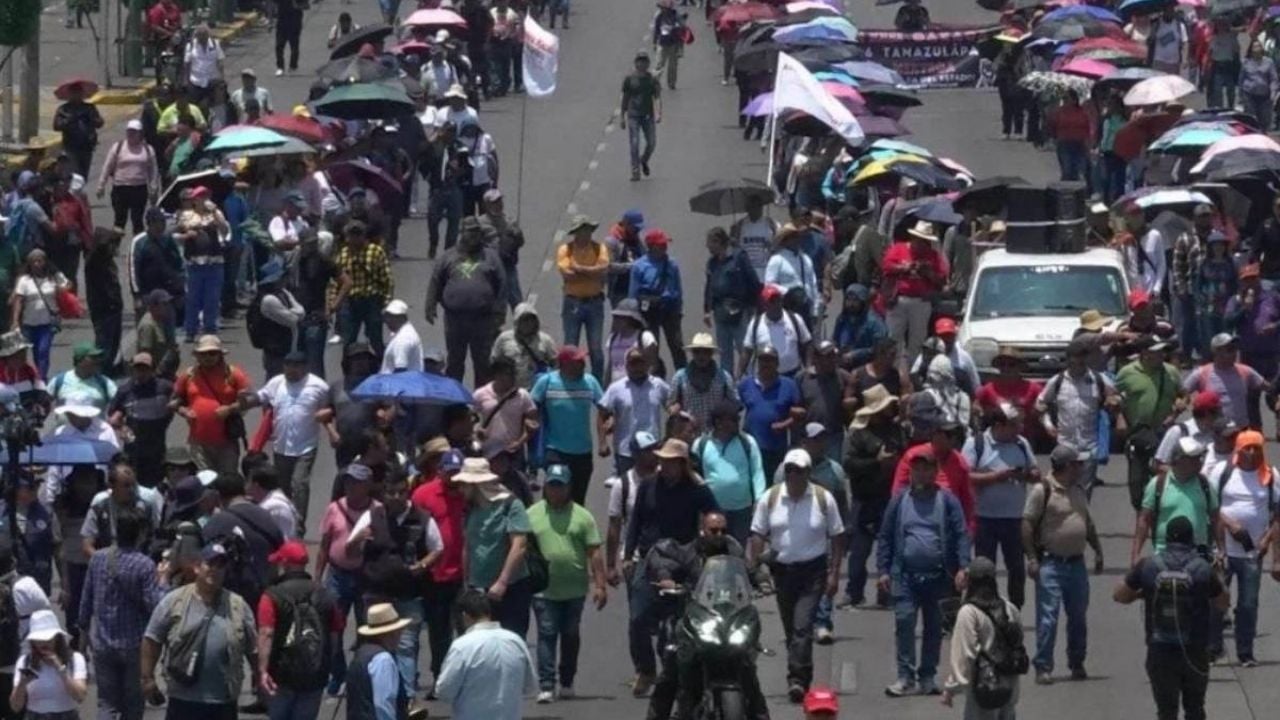 Rechazan 8 de cada 10 mexicanos marchas y bloqueos de la CNTE