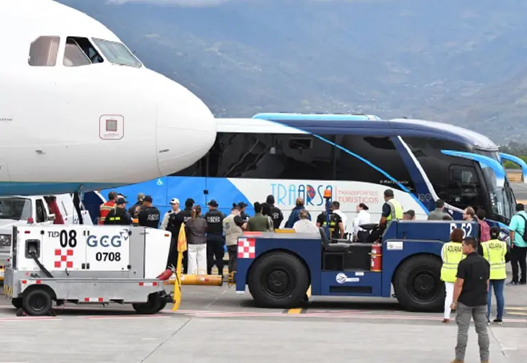 Gastará Estados Unidos 7.85 millones de dólares para deportar migrantes desde Costa Rica