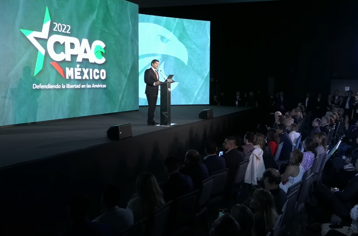 ¿Qué es la CPAC que convoca a la ultraderecha del mundo en México?