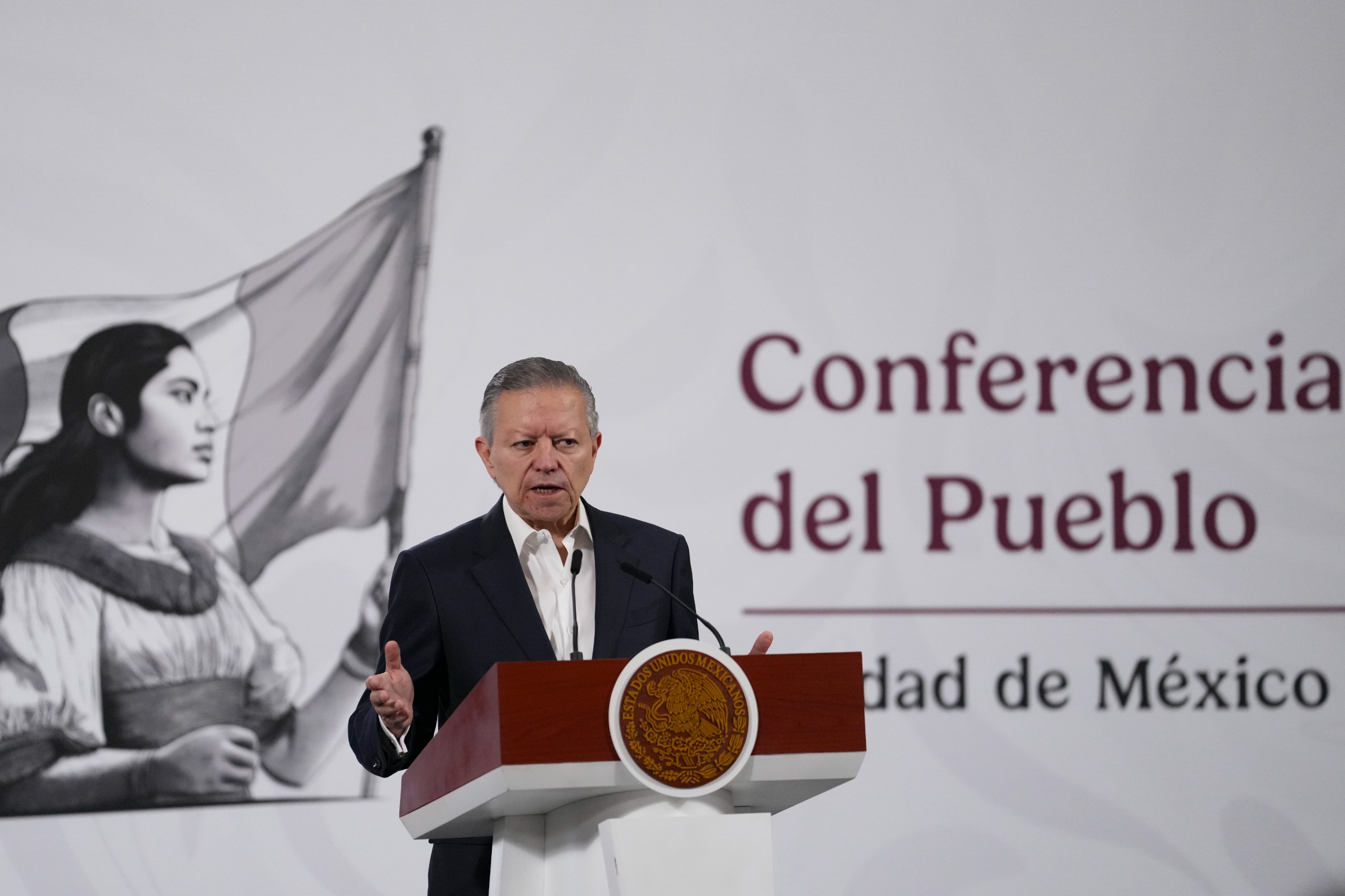 Acusa Arturo Zaldívar campaña de desinformación contra la Ley de Amparo