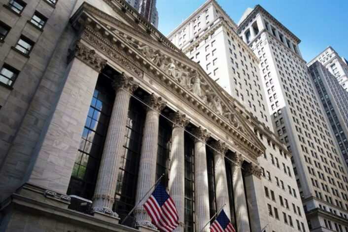 Sufre Wall Street peor caída diaria en dos años