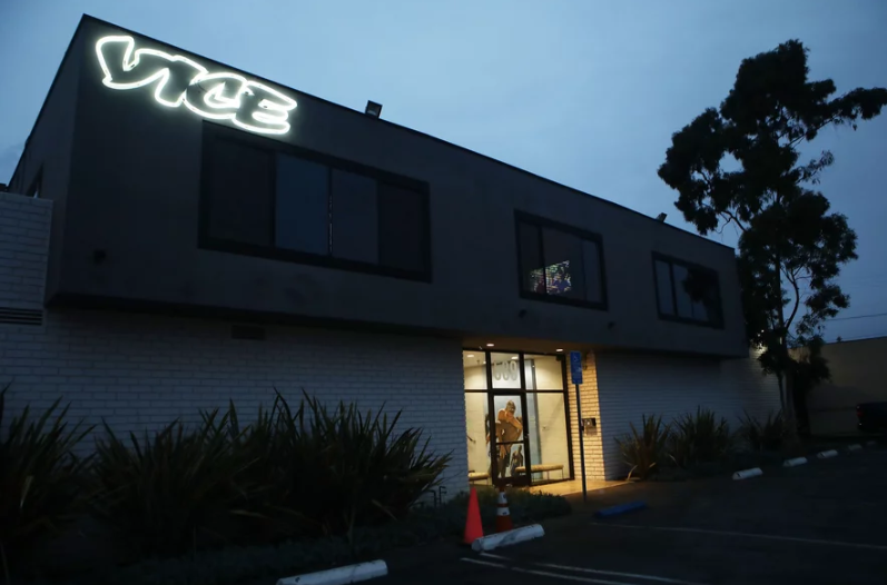 Anuncia Vice que está en banca rota por lo que utilizará Inteligencia Artificial para sustituir el trabajo de los despedidos