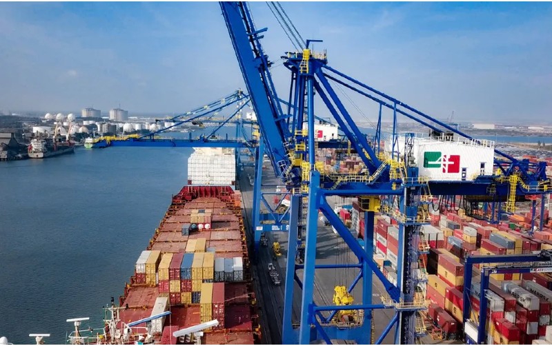 Incrementan en 27% las exportaciones mexicanas; superávit comercial aumenta 80.3% anual: Inegi