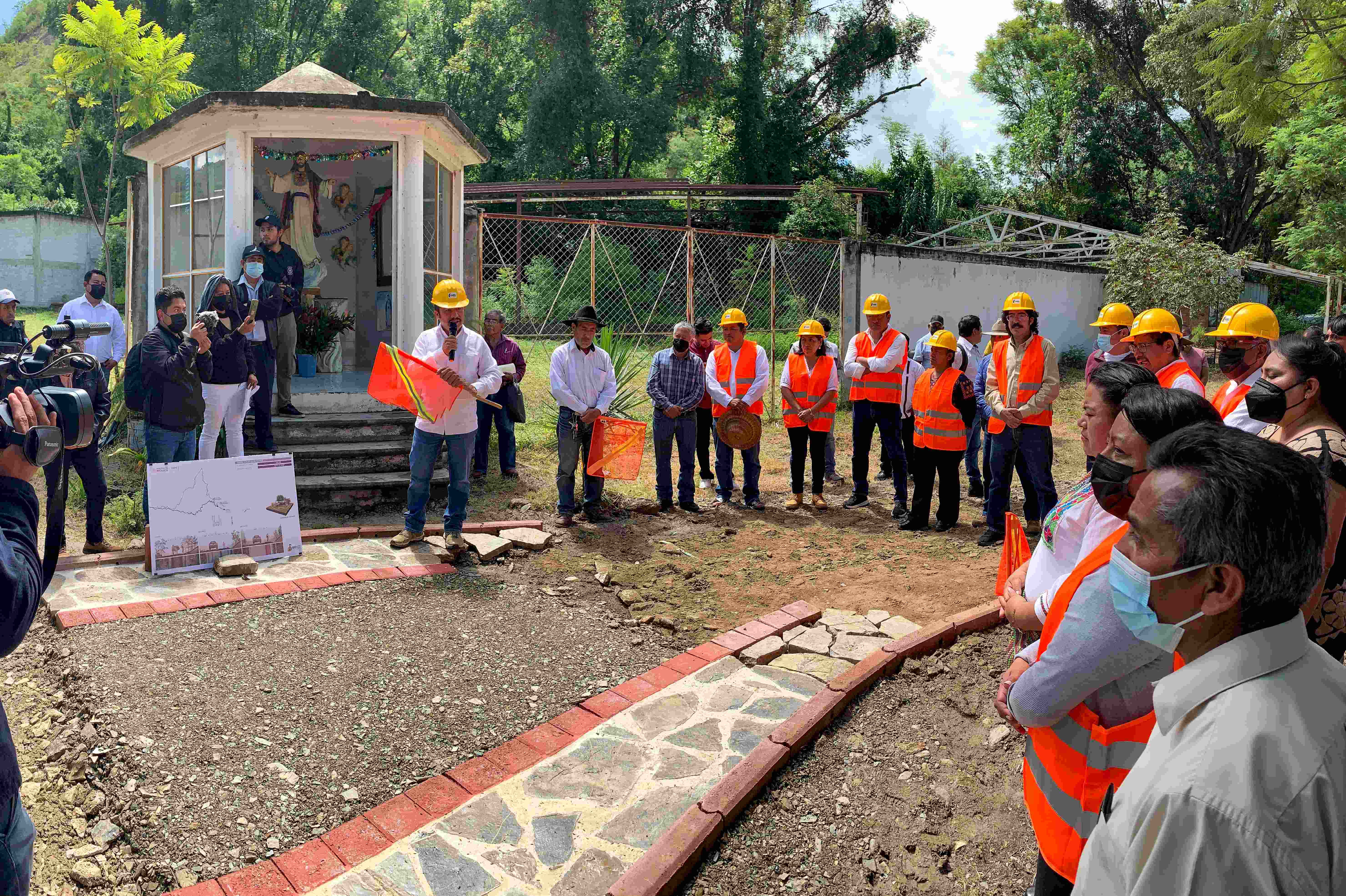 Inicia construcción del “Camino de Benito Juárez” en el estado de Oaxaca
