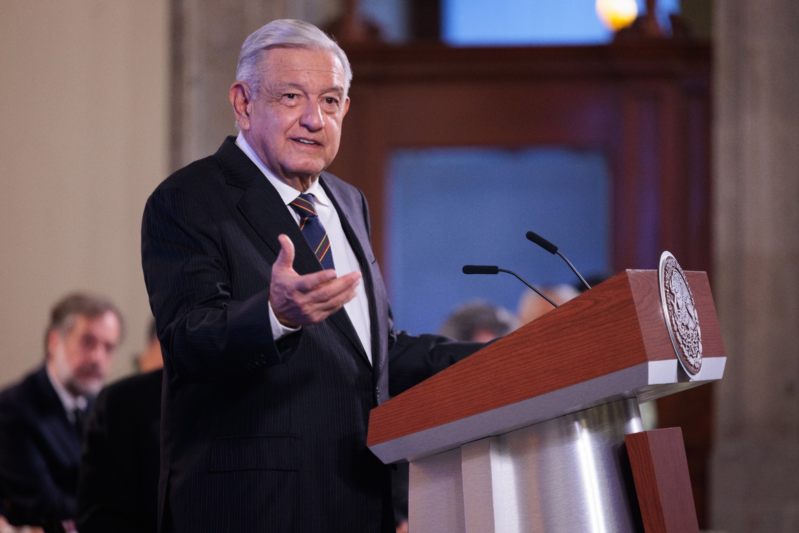 Informa López Obrador sobre avances en labores para “poner en pie a Acapulco”
