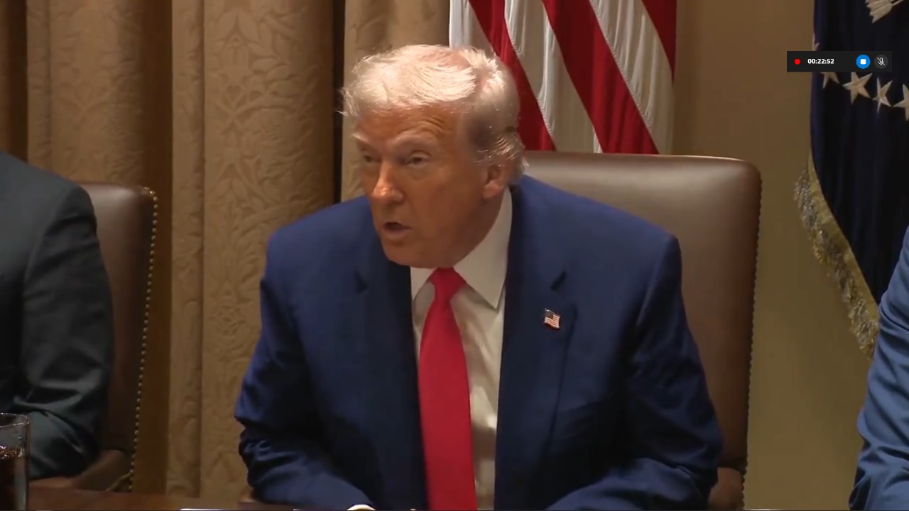 Elogia Donald Trump a Claudia Sheinbaum durante reunión de Gabinete: Es una persona fantástica