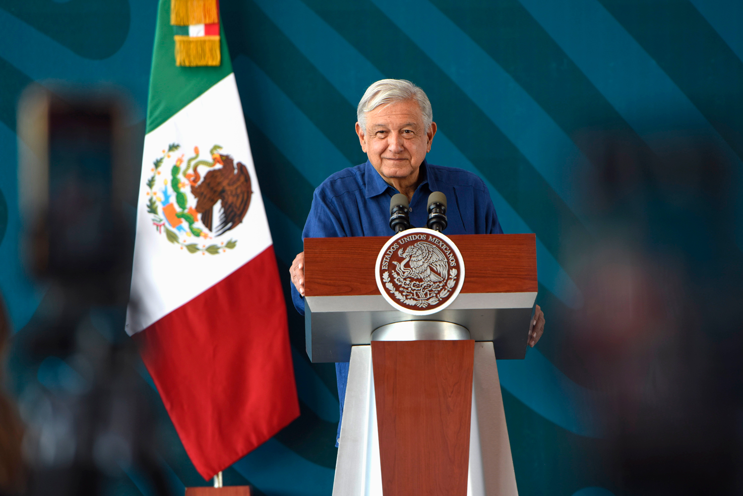 México es el segundo país con menos desempleo en el mundo: López Obrador