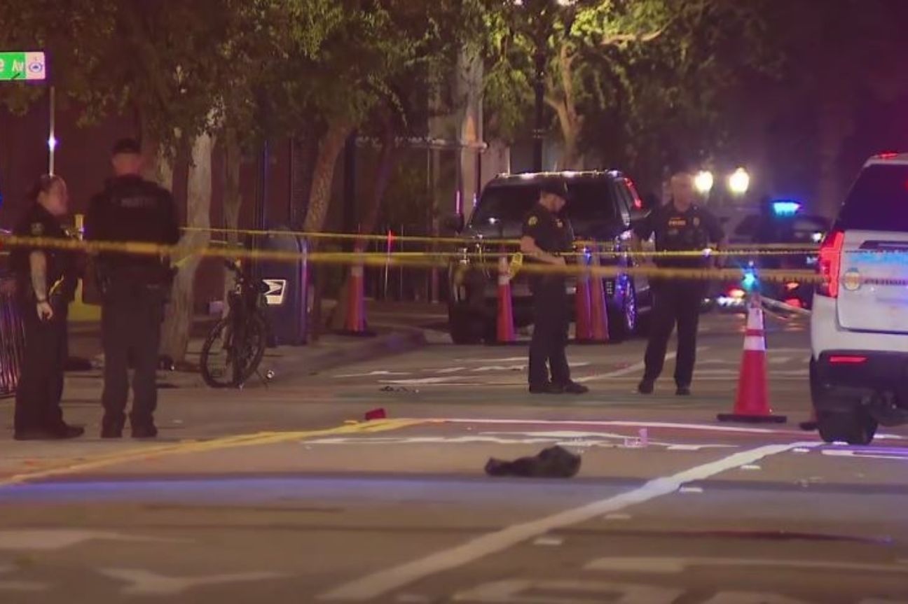 Tiroteo durante celebración de Halloween en Orlando, Florida, deja 2 fallecidos y 6 heridos