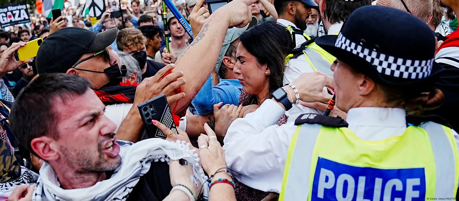 Detienen a más de 800 personas en Londres por manifestarse en favor de Palestine Actiion