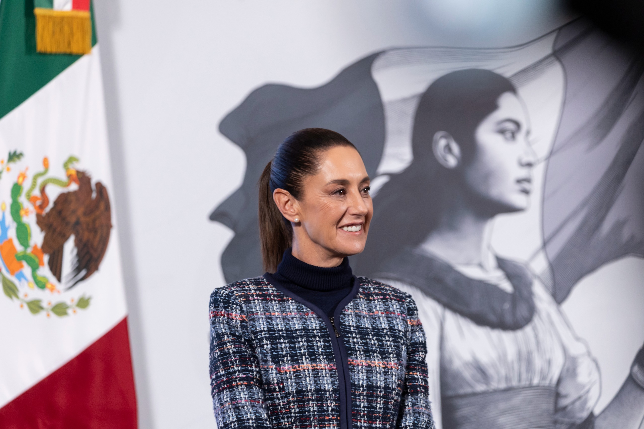 Registra Claudia Sheinbaum aprobación de 76% en junio