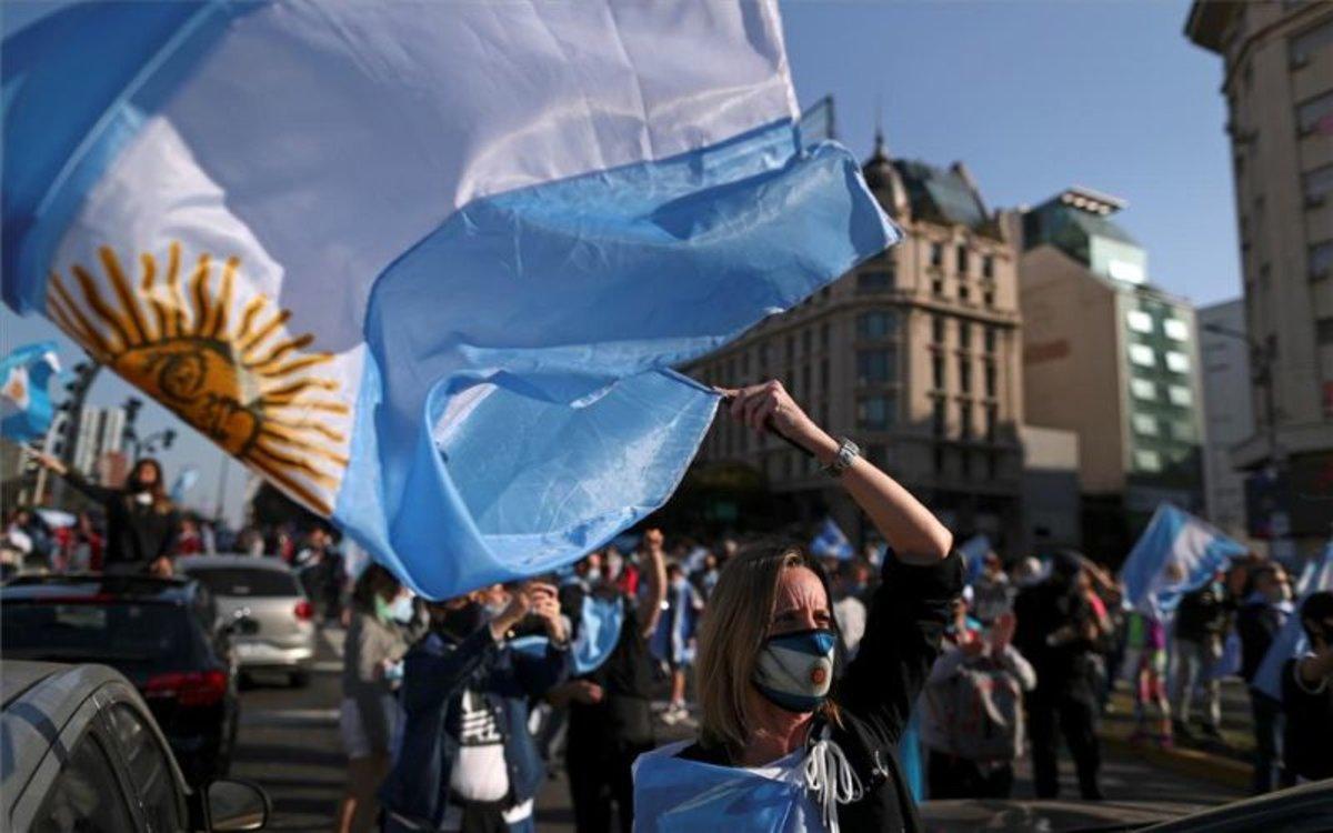 Suspende justicia argentina decreto de Milei que restringía el derecho a huelga