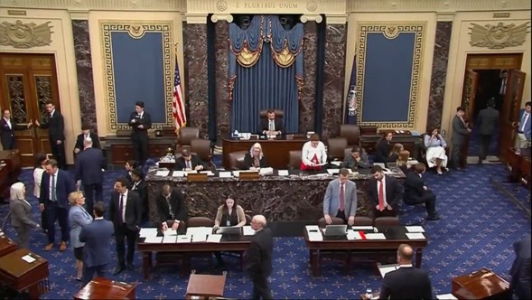 Aprueba Senado de EEUU recorte de 9 mil millones de dólares al presupuesto gubernamental