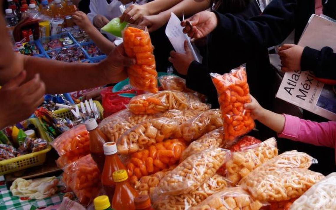 Frena SCJN resolución de amparos contra prohibición de comida chatarra en escuelas