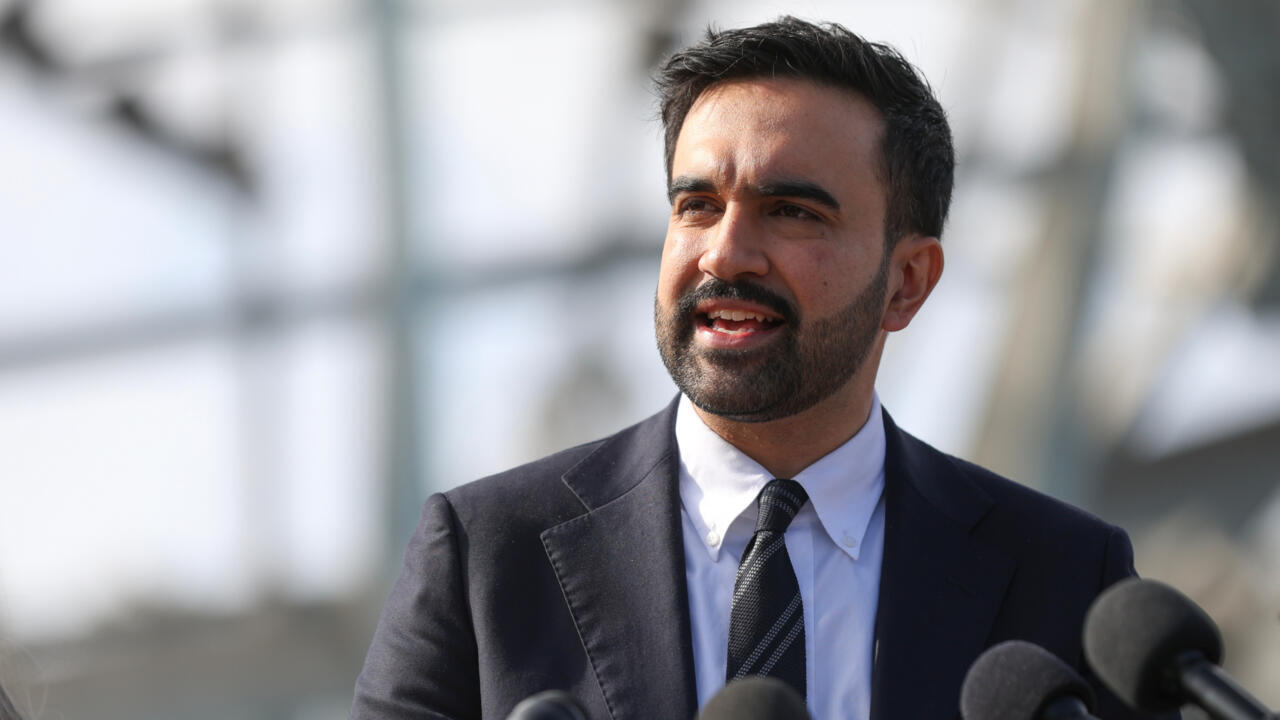 Solicita Zohran Mamdani a ricos a pagar más impuestos en Nueva York ante presupuesto estatal sin subida fiscal