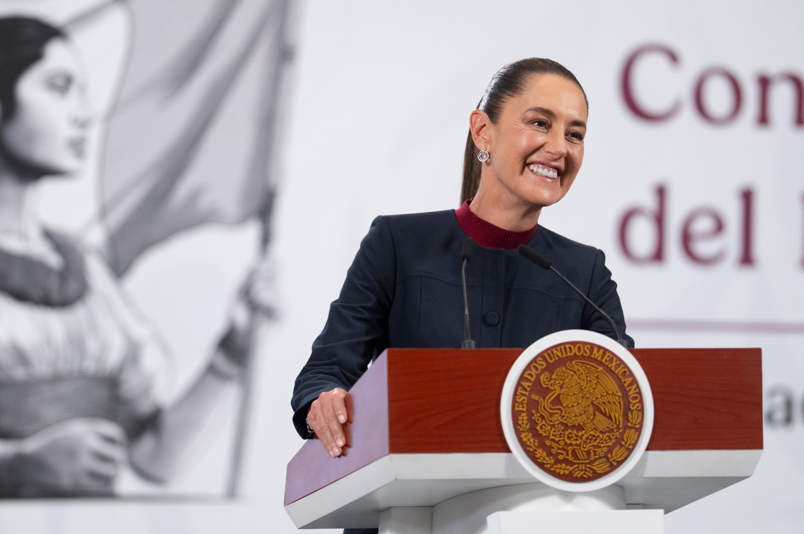 Reitera Claudia Sheinbaum que Salinas Pliego debe pagar sus deudas tras revocación de protección judicial