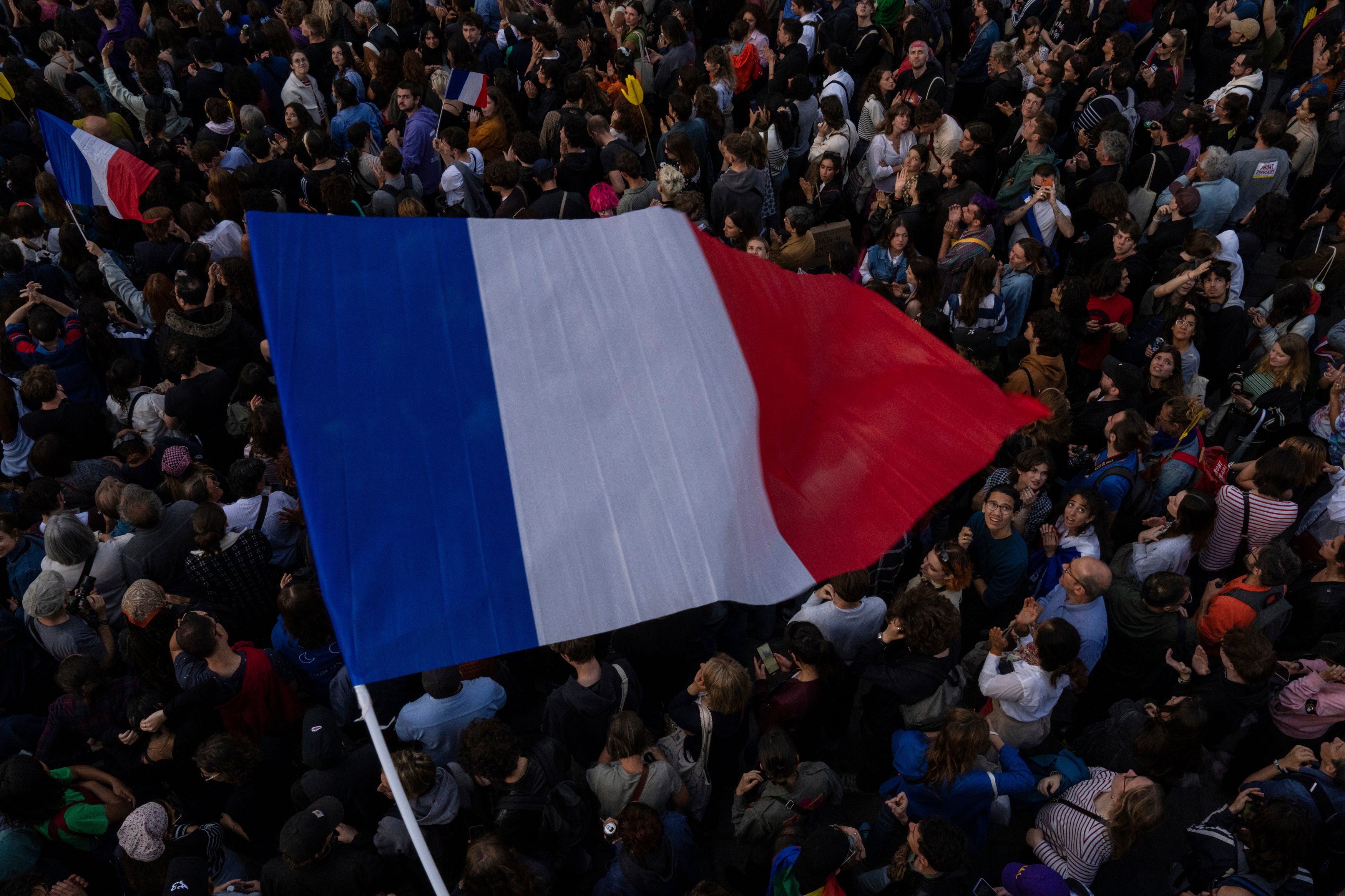 Se llevará a cabo la segunda vuelta de las elecciones legislativas en Francia