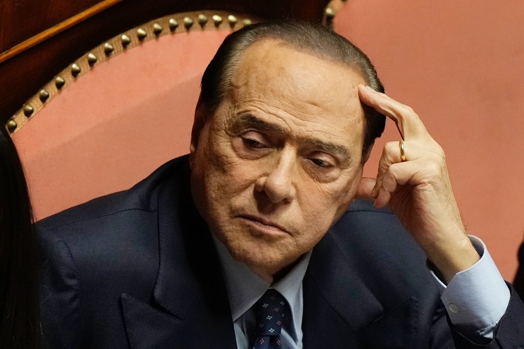 SPR Informa || Los Escándalos De Silvio Berlusconi